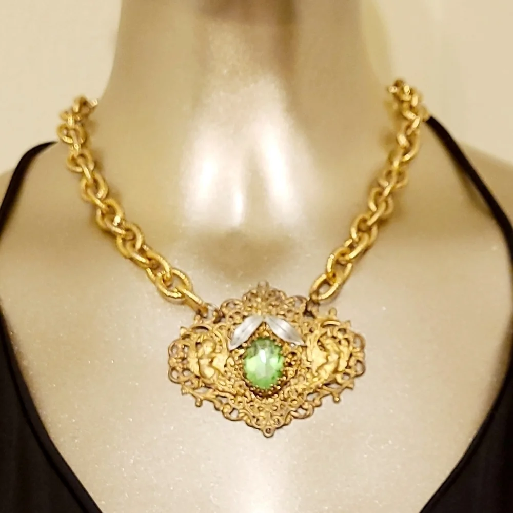 VINTAGE HANDMADE REPURPOSED ANGEL CRYSTAL PENDANT NECKLACE - Picture 10 of 15